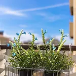 Appartement Metro Lapa House With Sunny Balcony And A/c