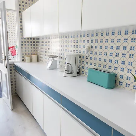 Metro Lapa House With Sunny Balcony And A/c Apartment Porto
