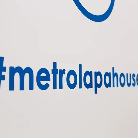 Apartment Metro Lapa House With Sunny Balcony And A/c Porto