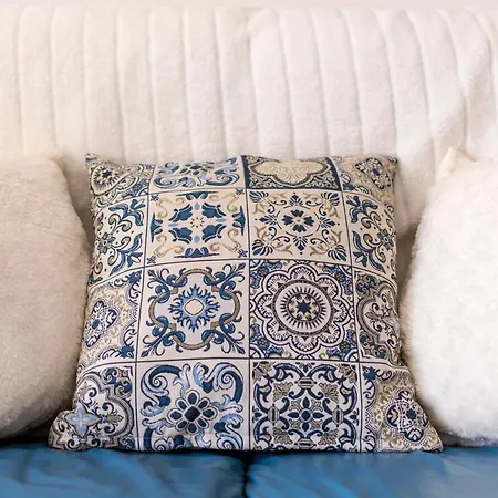 Metro Lapa House With Sunny Balcony And A/c Appartamento