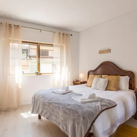 Metro Lapa House With Sunny Balcony And A/c Daire