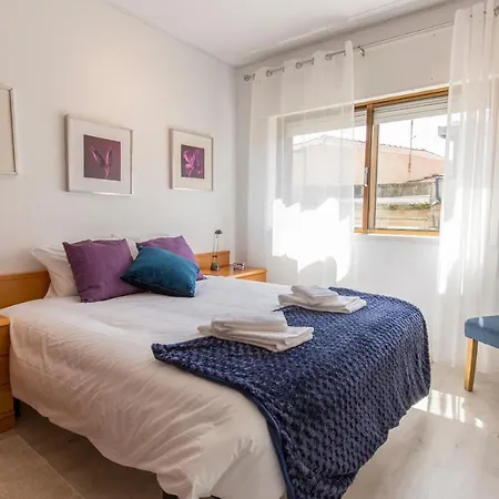 Daire Metro Lapa House With Sunny Balcony And A/c Porto