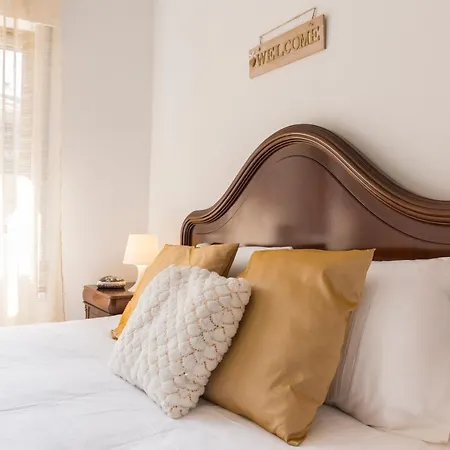 Apartment Metro Lapa House With Sunny Balcony And A/c
