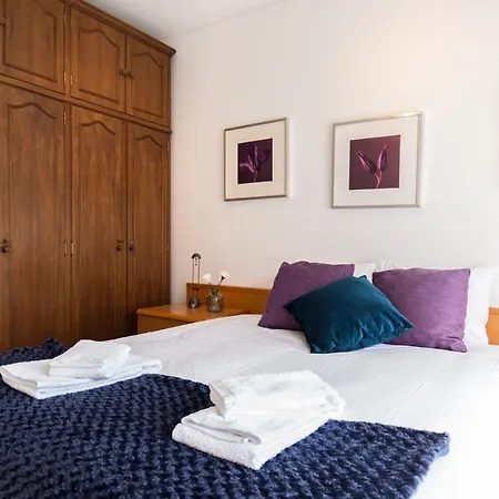 Metro Lapa House With Sunny Balcony And A/c Apartment Porto